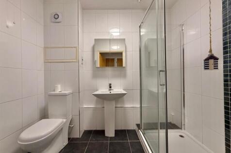 Shower Room.jpeg
