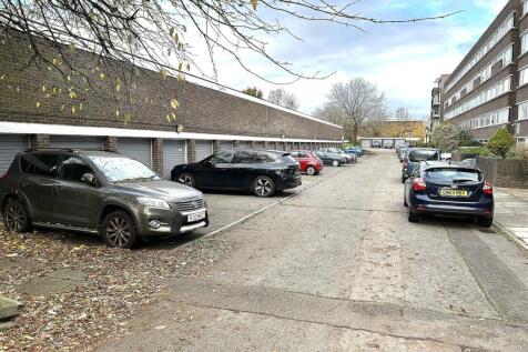 GARAGE EN BLOC