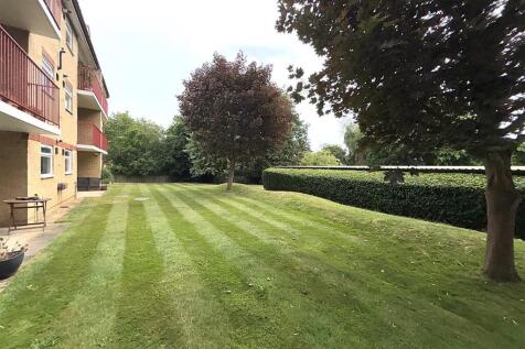 COMMUNAL GROUNDS, GARAGE &amp; PARKING