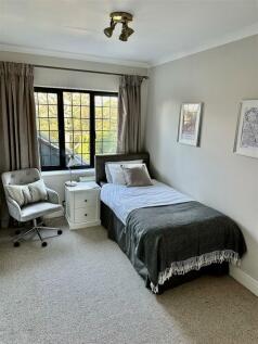bed4.jpg