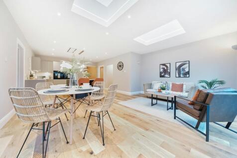 Kitchen-Diner-1.jpeg