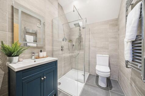 Ensuite 1.jpeg