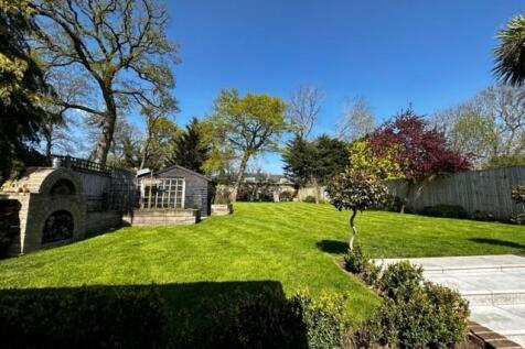 garden 2.jpg