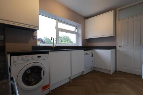 Kitchen (2)