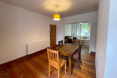 Dining room (2)
