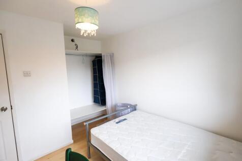 Bedroom 5 (2)