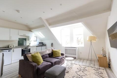 Lounge Kitchen