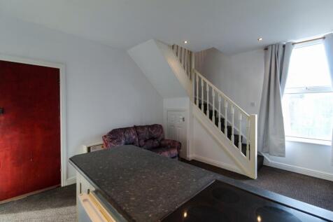 Open Plan Lounge Kitchen (2)