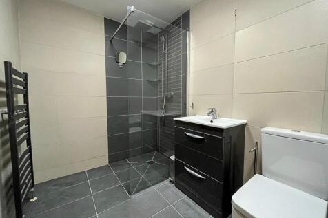 Bathroom Shower Side