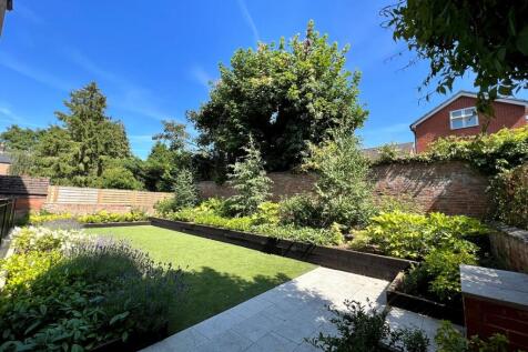 Exterior - Rear Shared Garden