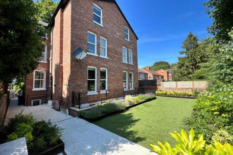 Exterior - Rear Shared Garden(2)