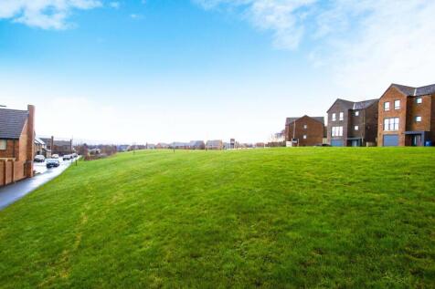 Fern Crescent (2).jpg