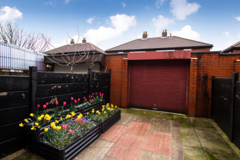 George Barton - Photos  (1).png