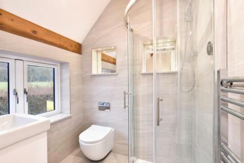 ensuite 1.jpg