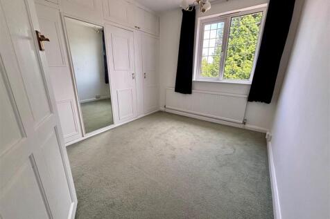 bedroom 3.jpg