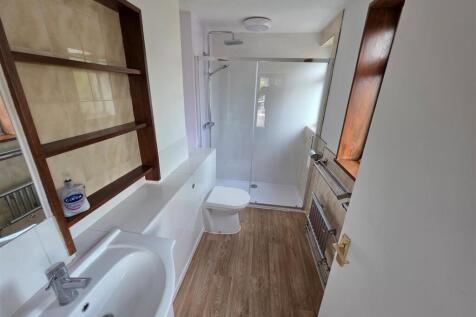new cloackroom.jpg