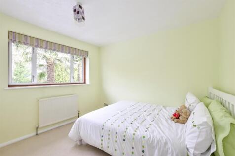 bedroom 3.jpg
