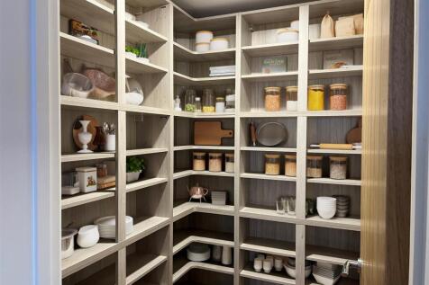 hollowpantry.jpg