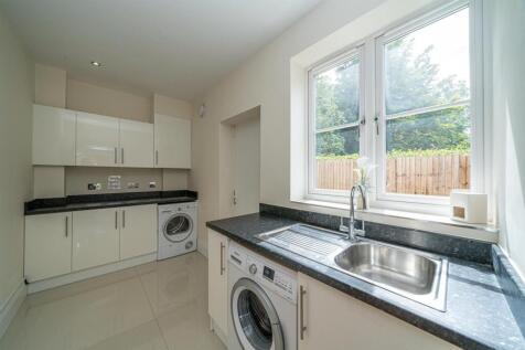 Hastings-1010 utility room.jpg