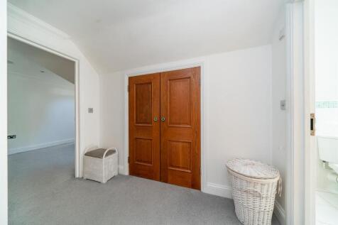 7-Brookfield-View-1005- store cupboard.jpg