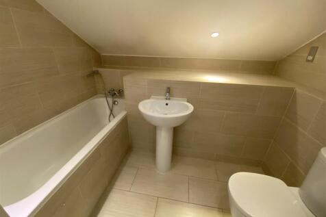 5ClunburyBathroom - Copy.jpg