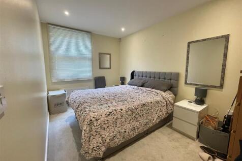 Bedroom2.jpg