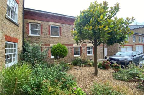 23ClunburyFront2.jpg