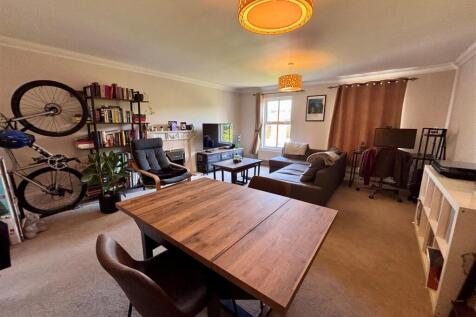 living room 2.jpg