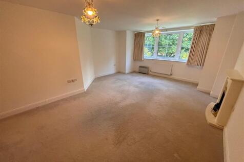 living room 2.jpg