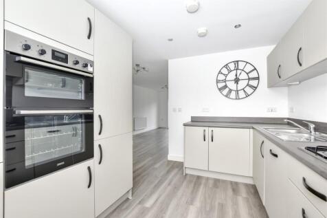 kitchen 1.jpg