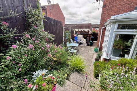 side garden.jpg