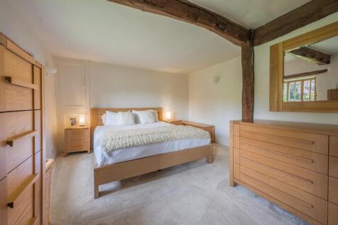 17 house bed 1.jpg