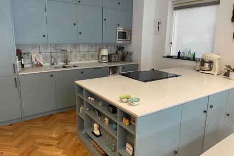 kitchen 1.jpg
