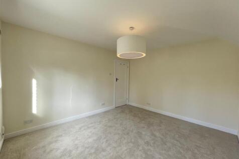16CNorthRoad_Bedroom2.jpg