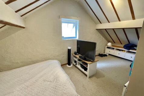 Bedroom2.jpg