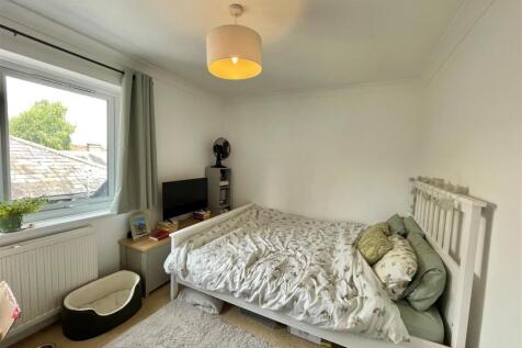 MasterBedroom.jpg