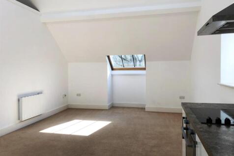 LivingRoom2.jpg