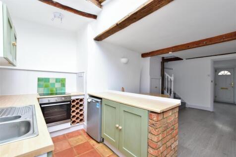 kitchen dining.jpg