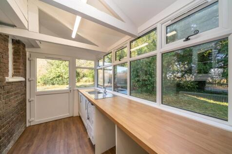 Golden-Parsonage-Lodge-8627-  utility room.jpg