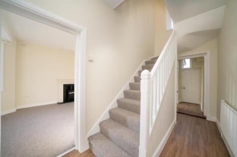 Golden-Parsonage-Lodge-8638 - hallway.jpg