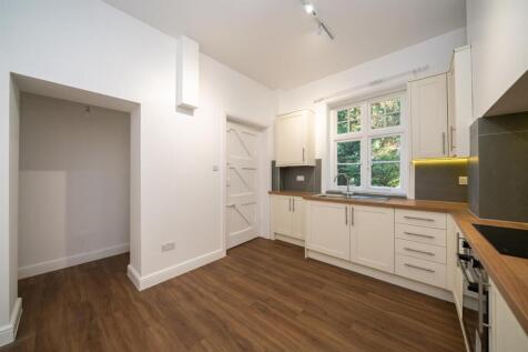 Golden-Parsonage-Lodge-8624 - kitchen 1.jpg