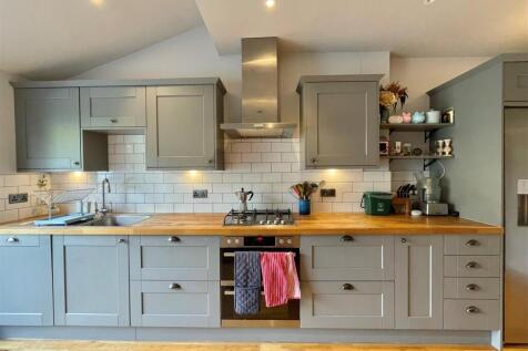 Kitchen_.jpg