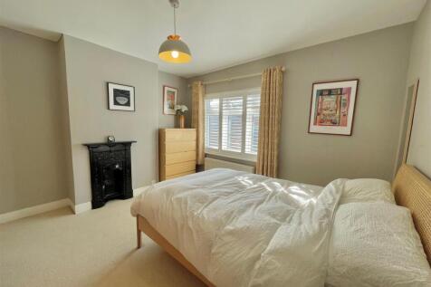 MasterBedroom.jpg
