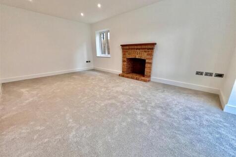 living room 1.jpg