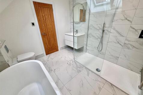 Ensuite.jpg
