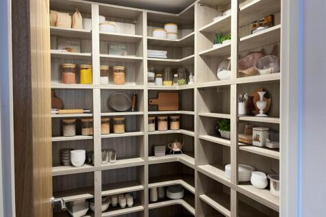 Hollow Oak larder new (12).jpg