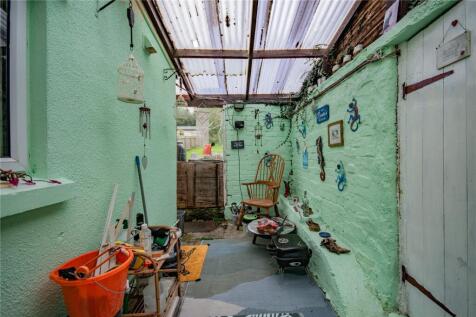 OUT HOUSE