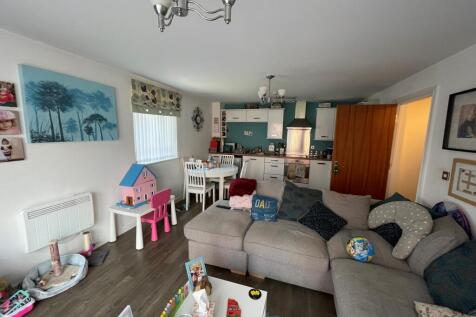 kitchen lounge