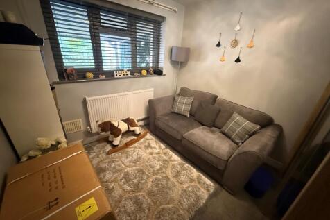 bedroom2