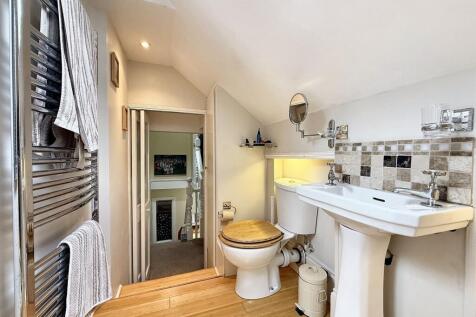 Top Floor Shower Room